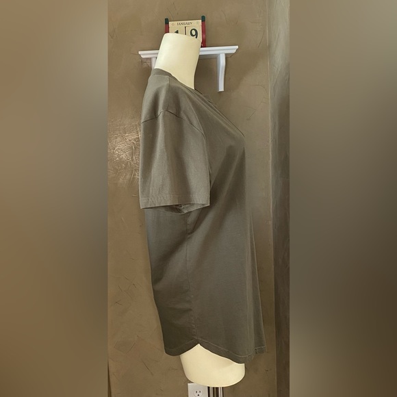 H&M Men’s T-shirt with a Asymmetric Zipper Shirt khaki green size S - Picture 11 of 12